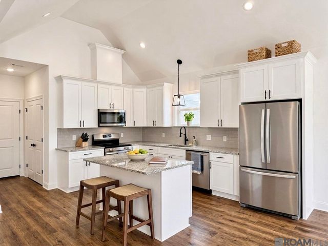 31513 Dunn Rd, Denham Springs, LA 70726
