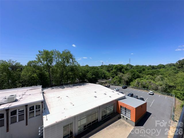1101 W 1st Street, Charlotte, NC 28202