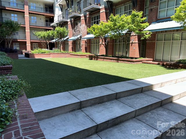 1101 W 1st Street, Charlotte, NC 28202