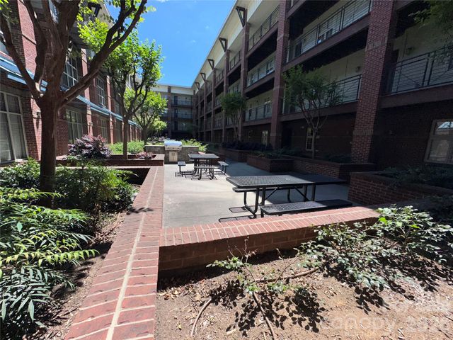 1101 W 1st Street, Charlotte, NC 28202