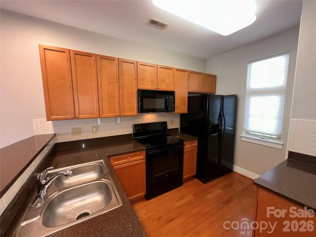1101 W 1st Street, Charlotte, NC 28202