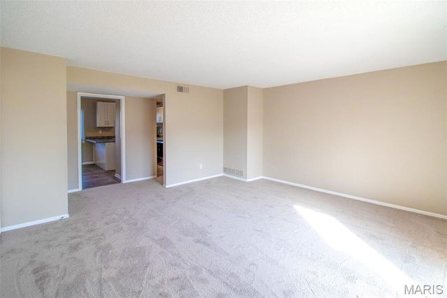 78 Lemans Court 78, Lake St Louis, MO 63367