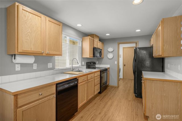 726 29th Avenue SE, Puyallup, WA 98374