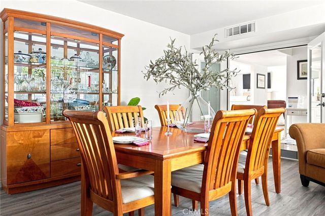 17168 Barneston, Los Angeles, CA 91344