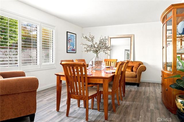 17168 Barneston, Los Angeles, CA 91344