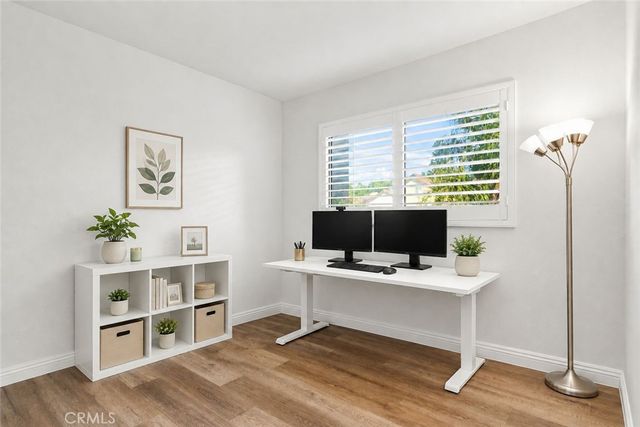 17168 Barneston, Los Angeles, CA 91344