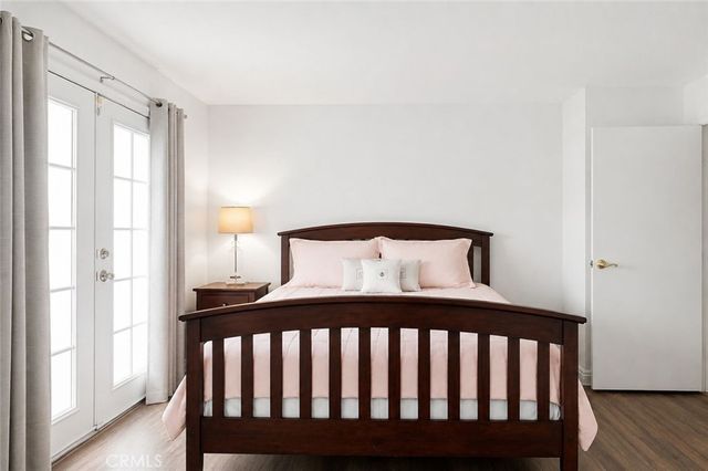 17168 Barneston, Los Angeles, CA 91344