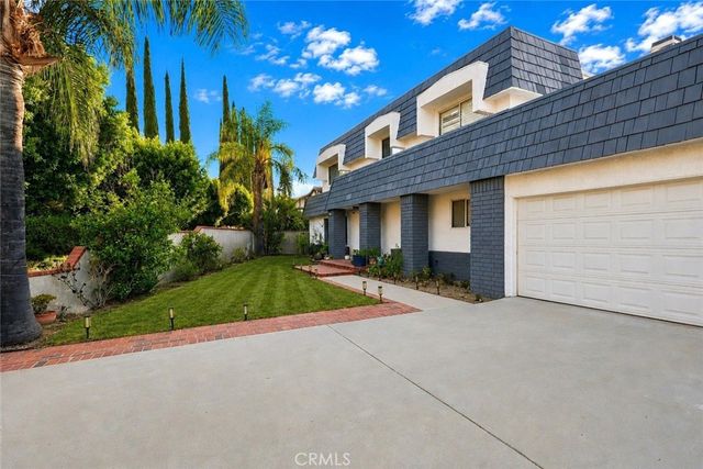 17168 Barneston, Los Angeles, CA 91344