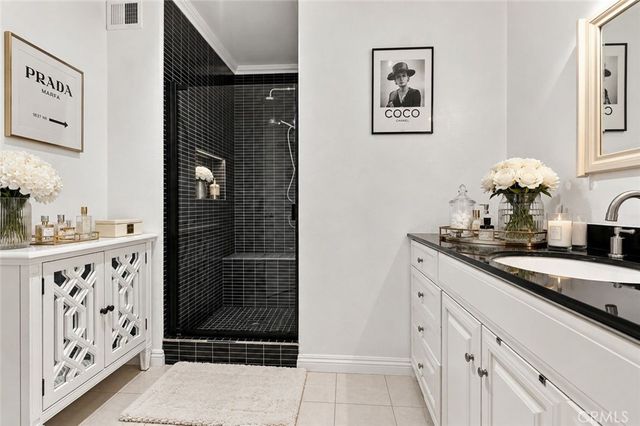 17168 Barneston, Los Angeles, CA 91344