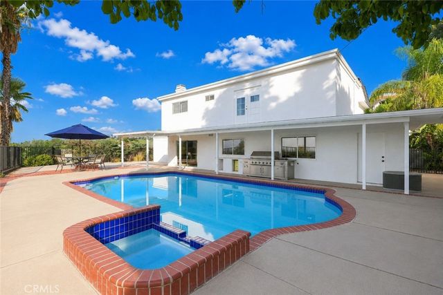 17168 Barneston, Los Angeles, CA 91344
