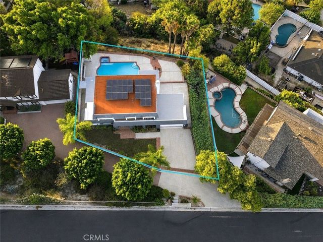 17168 Barneston, Los Angeles, CA 91344