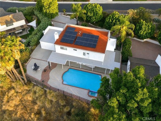 17168 Barneston, Los Angeles, CA 91344