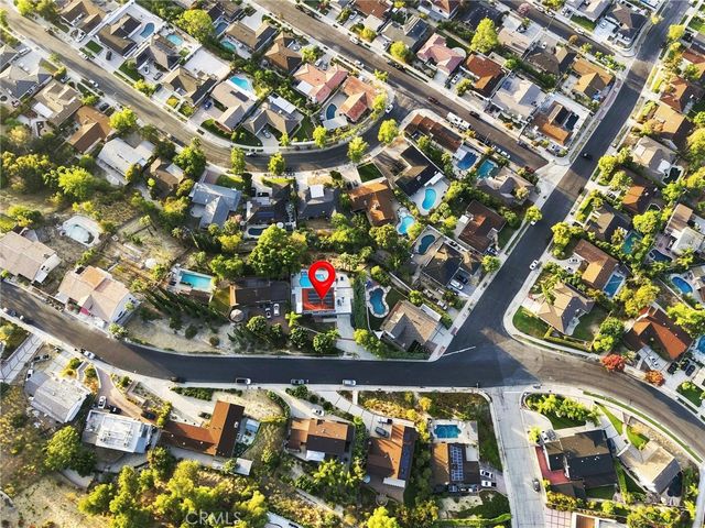 17168 Barneston, Los Angeles, CA 91344
