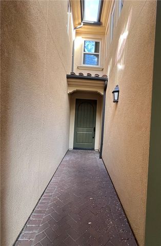 86 Revival, Irvine, CA 92620