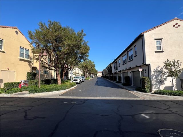 86 Revival, Irvine, CA 92620