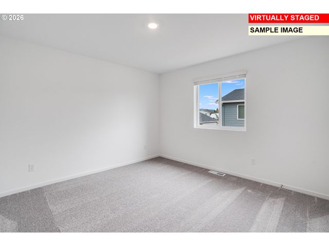 5736 Durst St, Eugene, OR 97402
