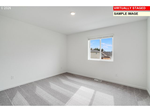 5736 Durst St, Eugene, OR 97402