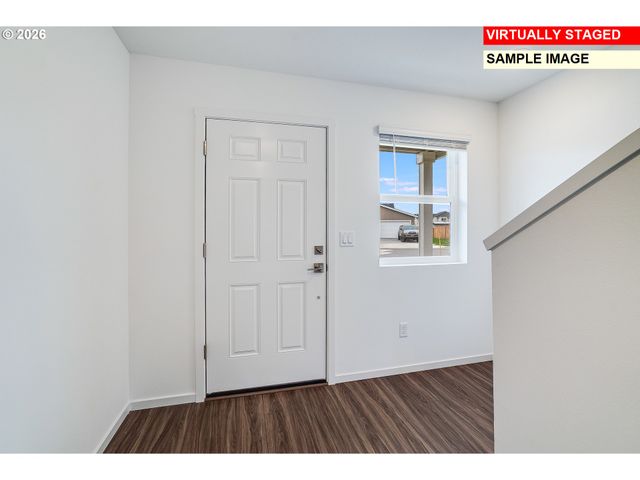 5736 Durst St, Eugene, OR 97402