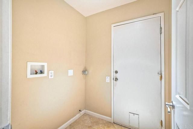 1035 Bridle Path Way, Oceanside, CA 92057