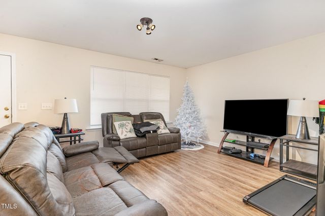 7820 Averette Field Drive, Raleigh, NC 27616