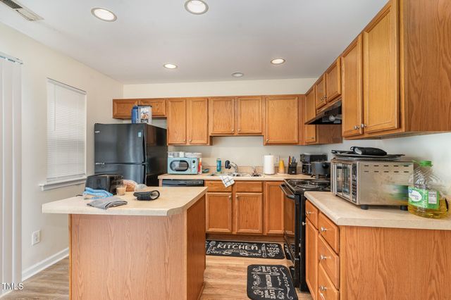 7820 Averette Field Drive, Raleigh, NC 27616