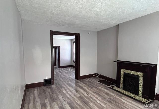 5417-5419 S Broadway, St Louis, MO 63111