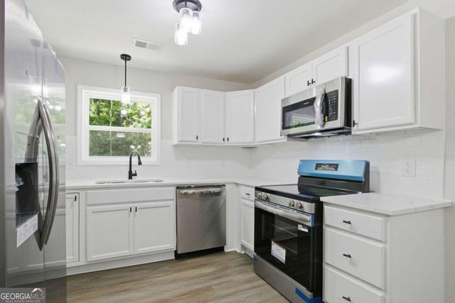 1737 Yellow Street NW, Conyers, GA 30012