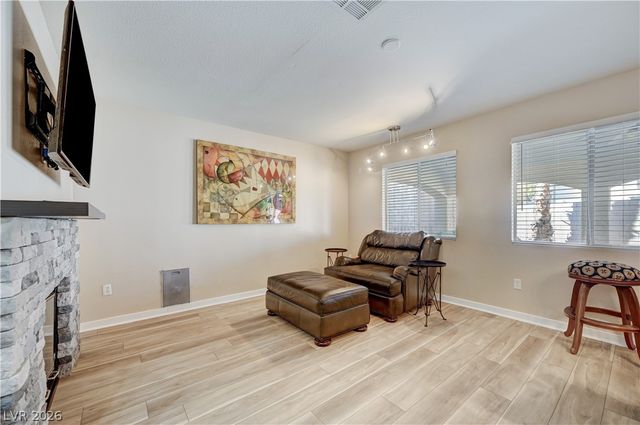 10012 Long Cattle Avenue, Las Vegas, NV 89117