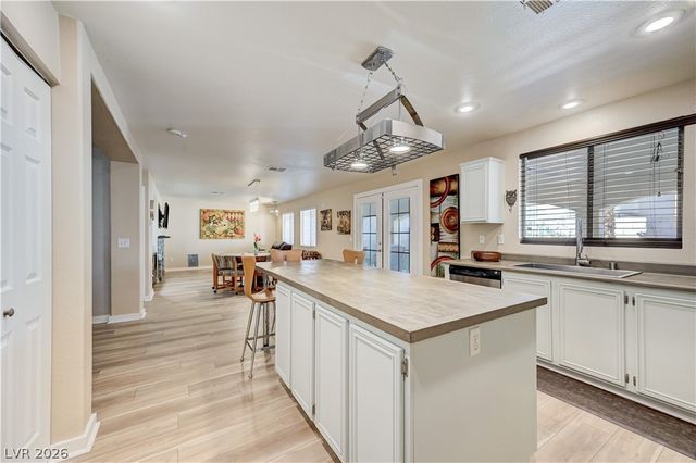 10012 Long Cattle Avenue, Las Vegas, NV 89117