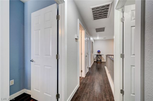 10012 Long Cattle Avenue, Las Vegas, NV 89117