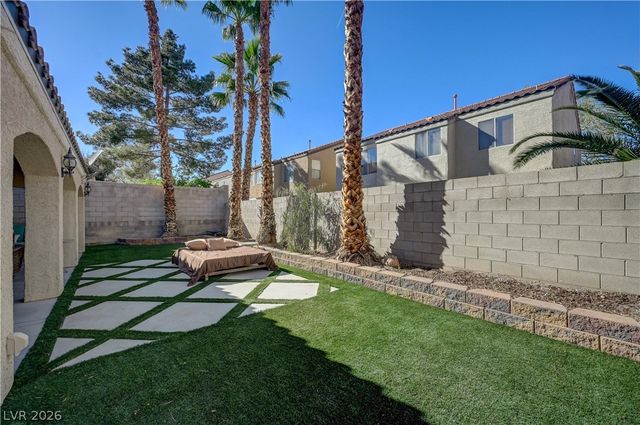 10012 Long Cattle Avenue, Las Vegas, NV 89117