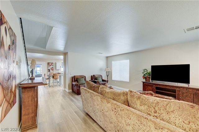 10012 Long Cattle Avenue, Las Vegas, NV 89117