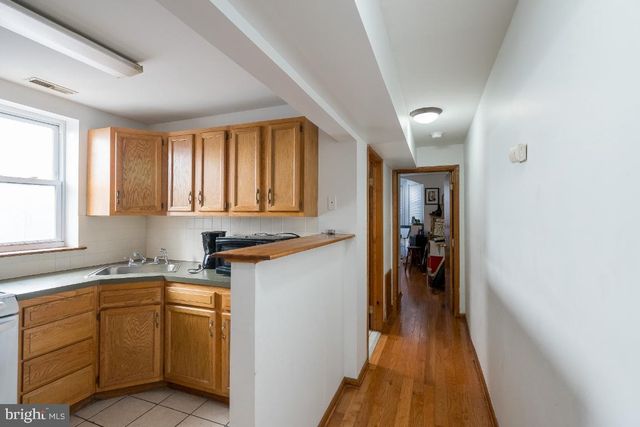 4028 MARKET ST, Philadelphia, PA 19104