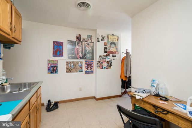 4028 MARKET ST, Philadelphia, PA 19104