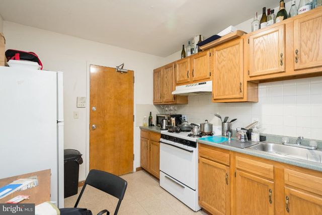4028 MARKET ST, Philadelphia, PA 19104