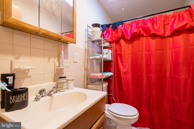 4028 MARKET ST, Philadelphia, PA 19104