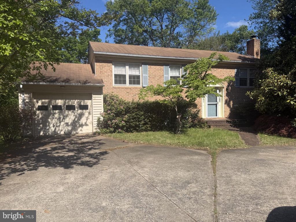 1534 MALVERN HILL PL, Herndon, VA 20170