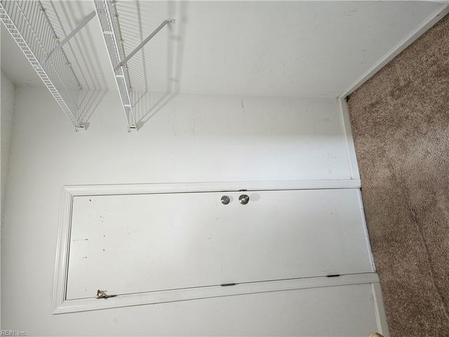 2229 Holly Berry LN, Chesapeake, VA 23325