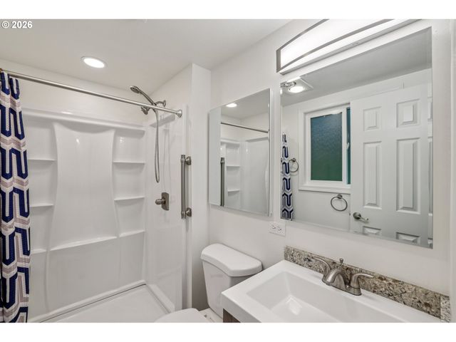 15211 Ne 116TH Ct, Brush Prairie, WA 98606