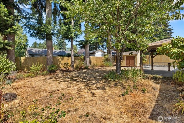 1216 N 172nd Street, Shoreline, WA 98133