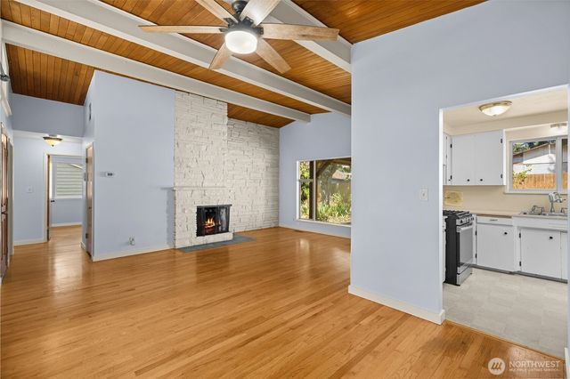 1216 N 172nd Street, Shoreline, WA 98133