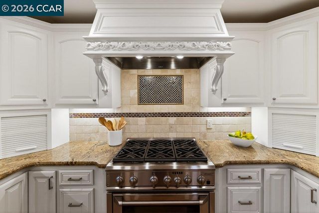 1676 Foothill Park Circle, Lafayette, CA 94549