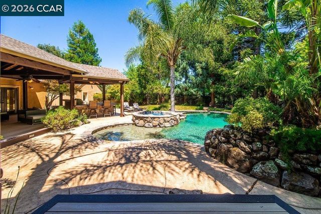 1676 Foothill Park Circle, Lafayette, CA 94549