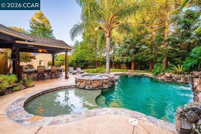 1676 Foothill Park Circle, Lafayette, CA 94549