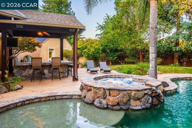 1676 Foothill Park Circle, Lafayette, CA 94549