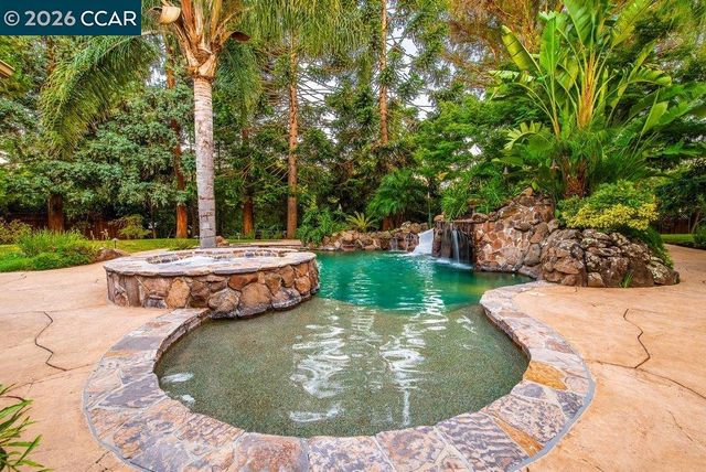 1676 Foothill Park Circle, Lafayette, CA 94549