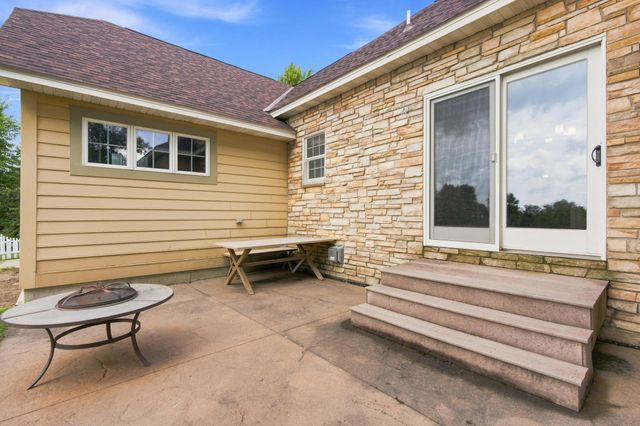 11649 Laketowne View, Albertville, MN 55301