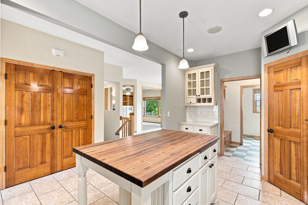 11649 Laketowne View, Albertville, MN 55301 — photo 4