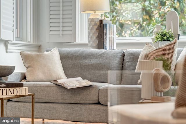 3524 11TH ST NW, Washington, DC 20010