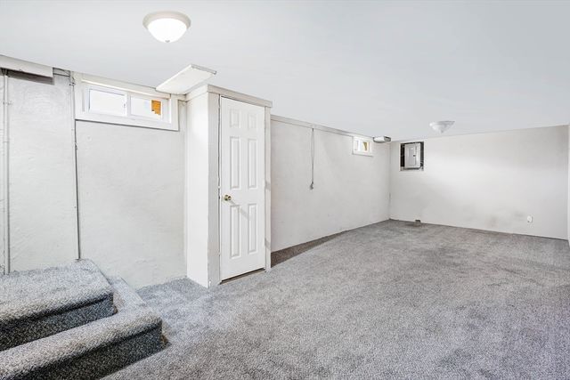 232 East St, Springfield, MA 01104